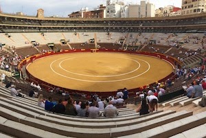 Chuck and Lori's Travel Blog - Valencia's Bullfighting Ring
