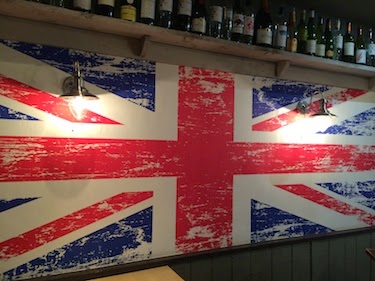 Chuck and Lori's Travel Blog - British Flag in a Pub