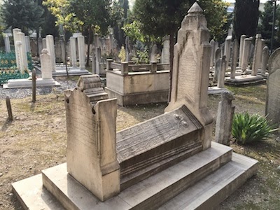 Chuck & Lori's Travel Blog - Istanbul Grave