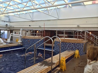 Chuck and Lori's Travel Blog - Pool, Hot Tub Area on the Queen Mary 2