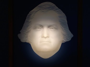 Chuck and Lori's Travel Blog - George Washington, Inverted Carving