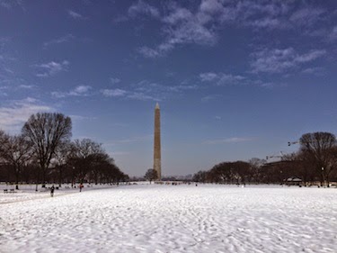 Chuck and Lori's Travel Blog - Washington Monument and Snowy National Mall