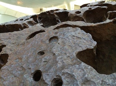 Chuck and Lori's Travel Blog - The Willamette Meteorite, American Museum of Natural History