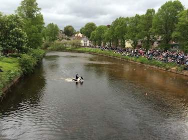 Chuck and Lori's Travel Blog - Horse Bathing in the River, Appleby Horse Fair