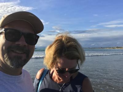 Travel Bloggers Chuck and Lori Bali Selfie 3